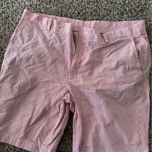 Men’s striped shorts